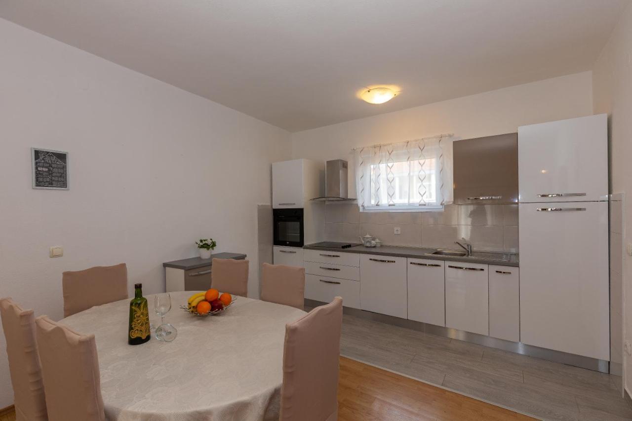 Apartments Tolic Biograd Na Moru Exterior foto